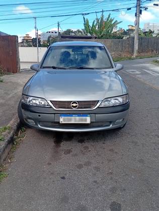 CHEVROLET VECTRA 2.0 MPFI CD 8V GASOLINA 4P MANUAL CHEVROLET VECTRA 2.0 MPFI CD 8V GASOLINA 4P MANUAL